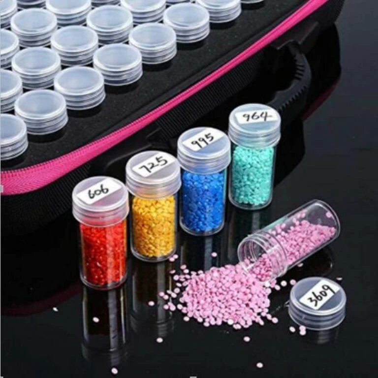 example-jars-strass-broidery-diamond Exemplu de borcane cu diamante brodate cu diamante