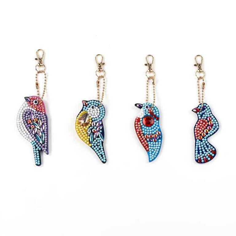 4 vogel sleutelhangers in diamant borduurwerk