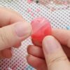 Pot de colle + 5 pastilles pour broderie diamant