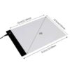 Prateleira de luz A4 + suporte e clipes